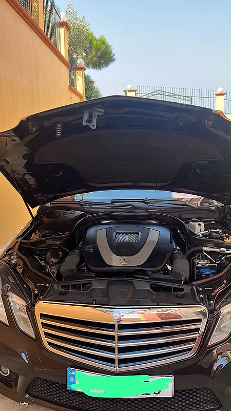 Mercedes-Benz E-Class 2010 V6 Mercedes-Benz E-Class 2010 V6