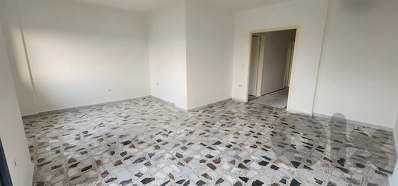 GM520AJ  Apartment for sale in Sabtieh - شقة للبيع في السبتية