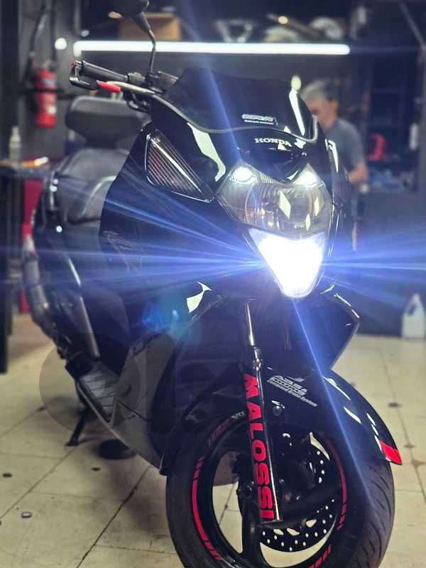 Silver Wing 600cc