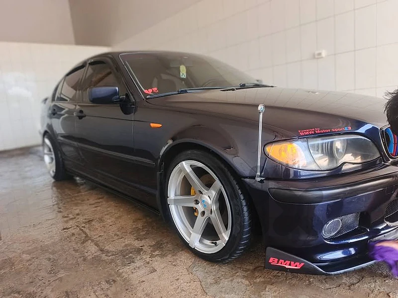 BMW 318 2005