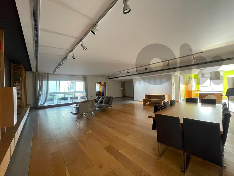 L22199 Spacious Apartment For Rent in Ain al-Mraiseh