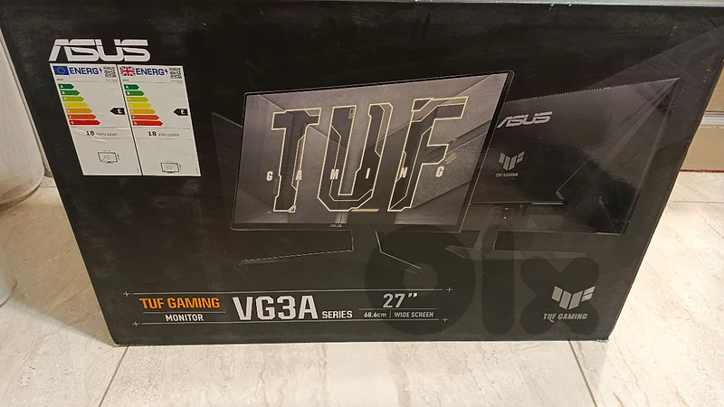 clean monitor