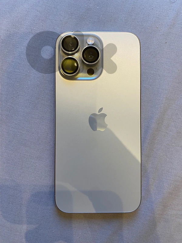 iphone 16 pro max 0 scratch water proof