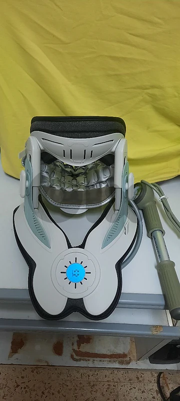 Neck brace