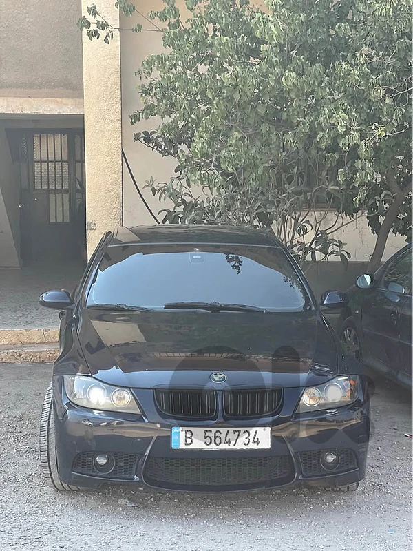 BMW E90 2006