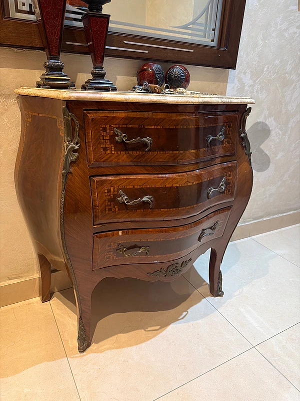 granit table with drawer