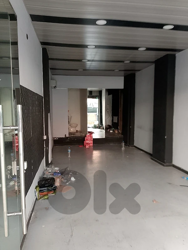 Shop for rent in Achrafieh / Jeitaoui محل للايجار في الاشرفية/جعيتاوي