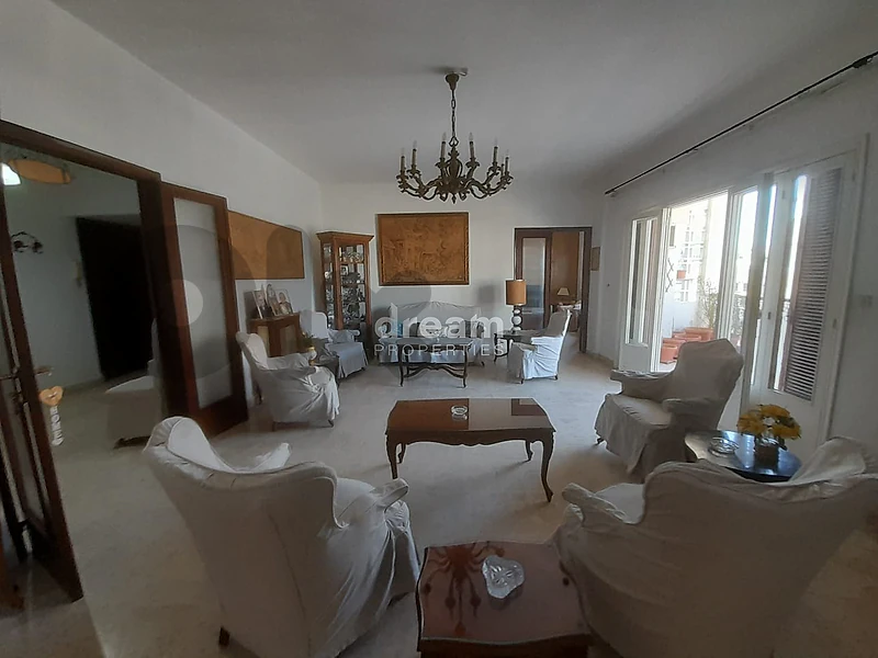 Apartment for Sale – Achrafieh ach0244dpea