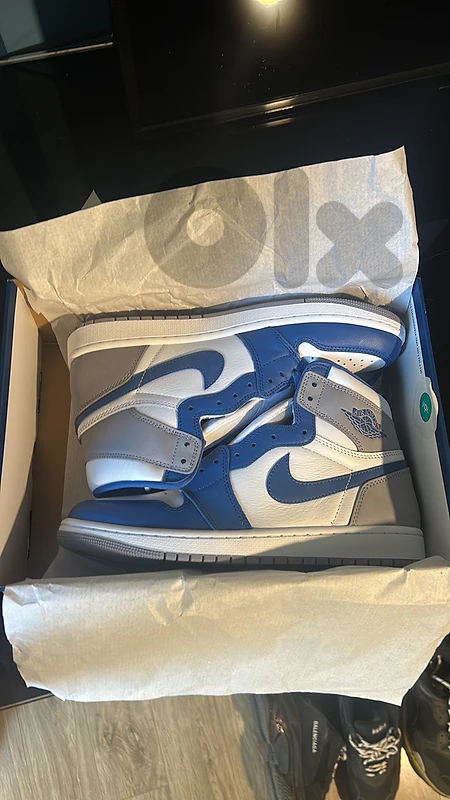 J1 Retro High “True Blue” OG size 44 authentic
