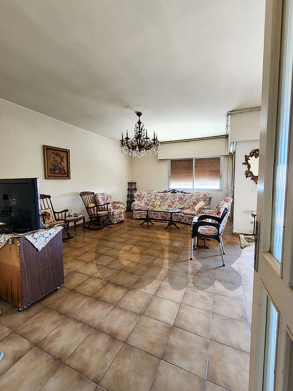 190 SQM Apartment in Jouret El Ballout with Mountain and Sea View