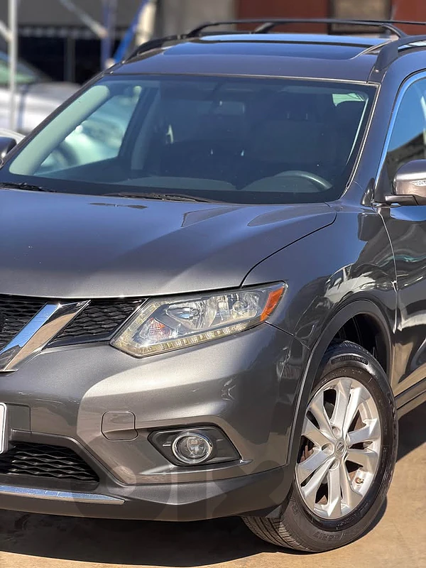 Nissan Rogue SV  2014