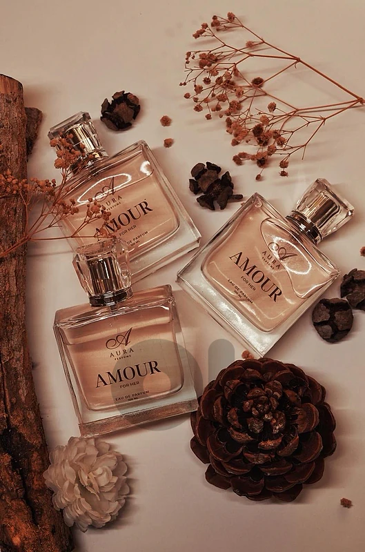 🌟 Aura Perfume - New & Original