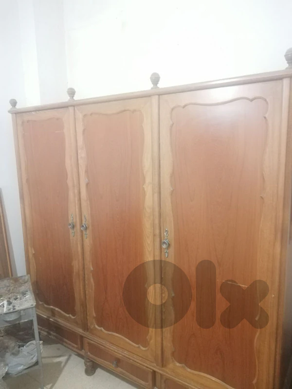 Spacious wardrobe