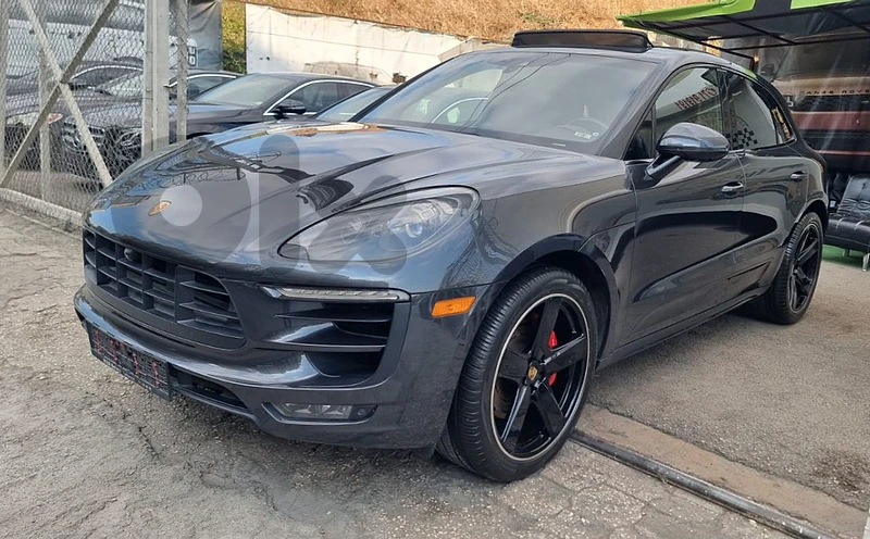 Porsche Macan GTS 2017 luxury F/O 434 hp Ajnabieh clean carfax Porsche Macan GTS 2017 luxury F/O 434 hp Ajnabieh clean carfax