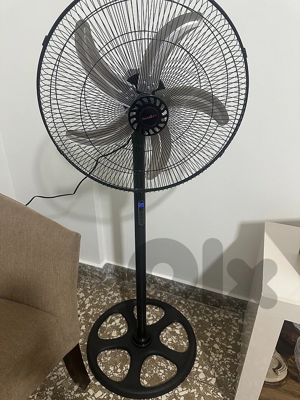 For Sale: Fan – Like New