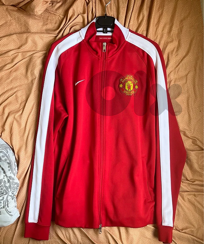 manchester united nike red jacket