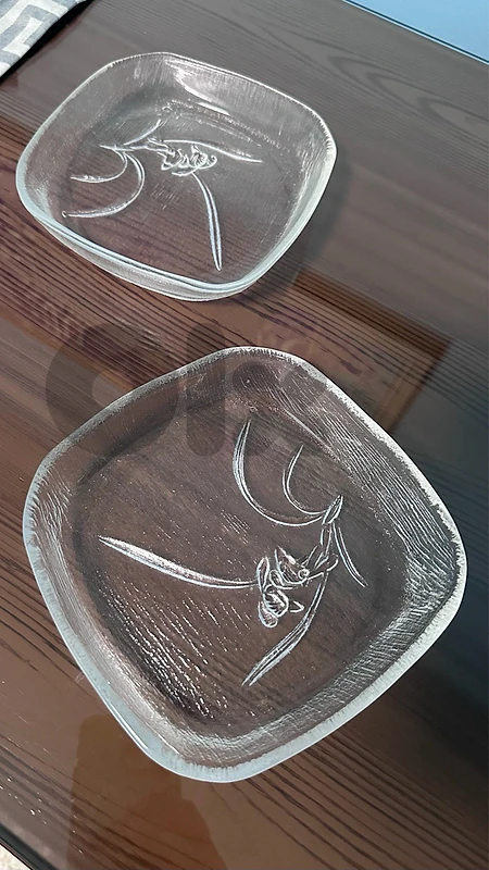 Glass plates