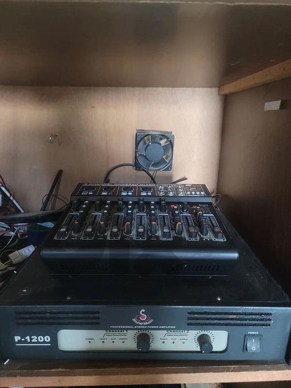amplifier and powered mixer for sale