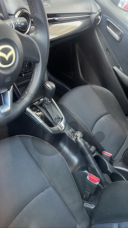 Mazda 2 2017 hatchback