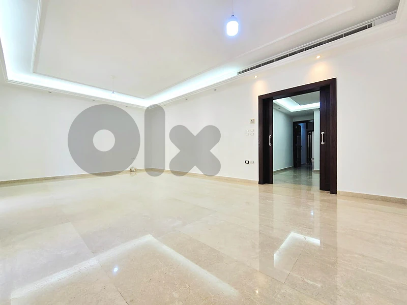 RA26-5276 Apartment 200 m² for Rent – Ain El Mreisseh