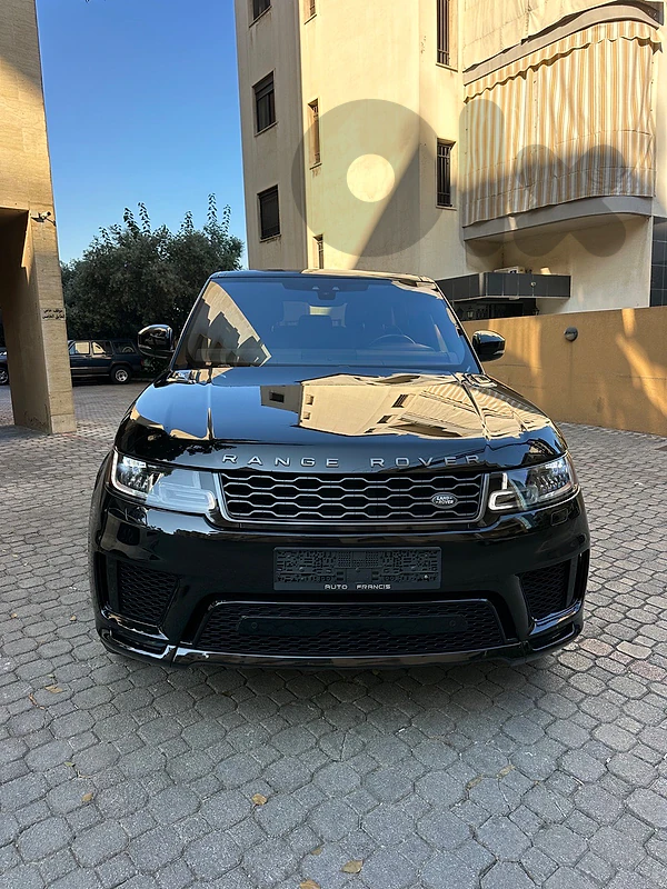 Range Rover Sport V8 Dynamic 2019 black on black (clean carfax)