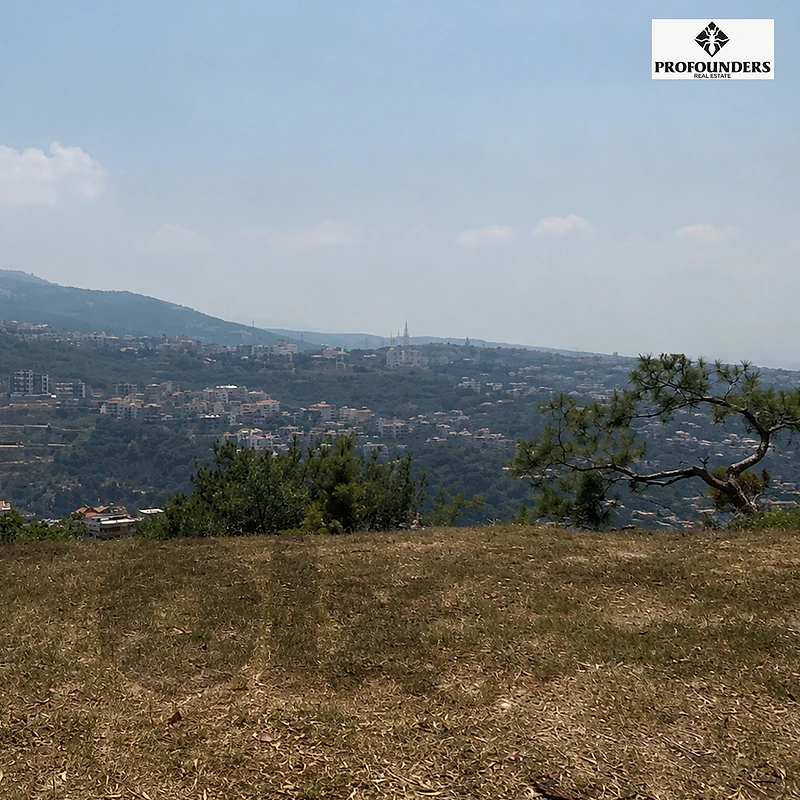 PrimeLocation Land for sale in Rabiehارض في موقع مميز للبيع في الرابية