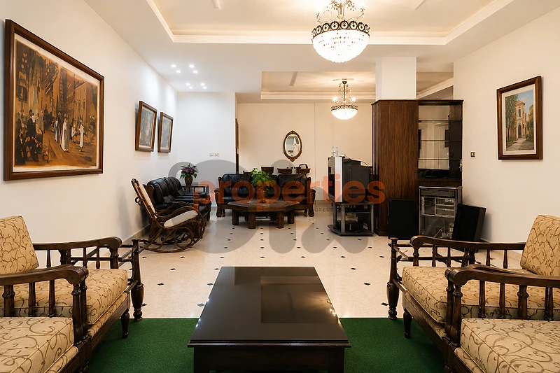 Apartment For Sale in Ras Beirut – CPBHS152 Apartment For Sale in Ras Beirut – CPBHS152