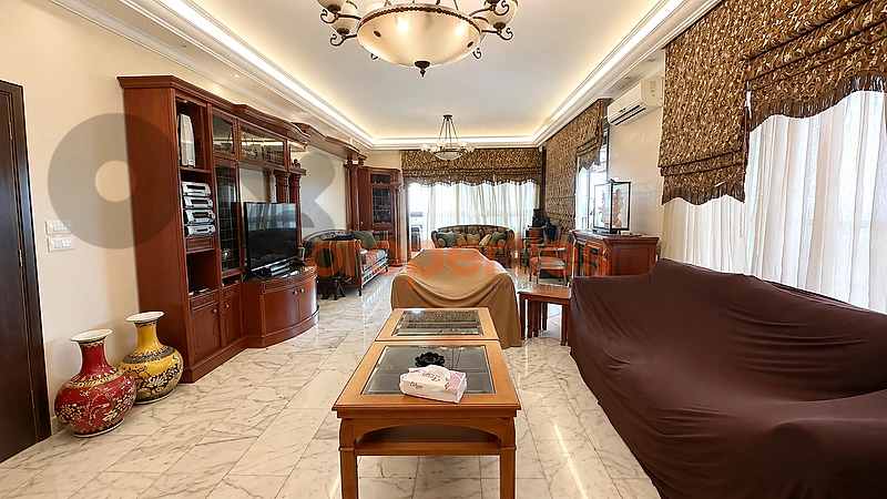 Front-Line Apartment For Sale in Ras Beirut - CPBHS151 Front-Line Apartment For Sale in Ras Beirut - CPBHS151