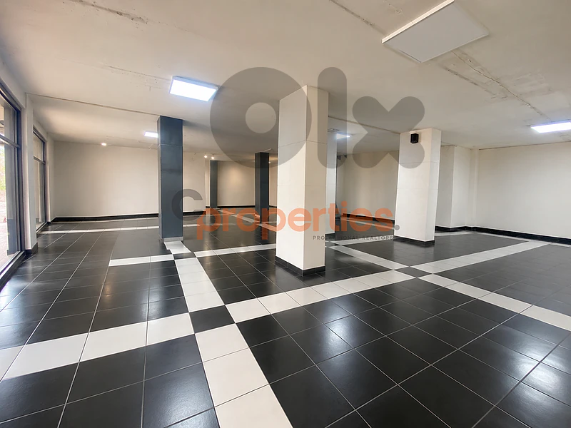 Showroom For Rent In Mansourieh صالة عرض للإجار في المنصورية CPHJ56