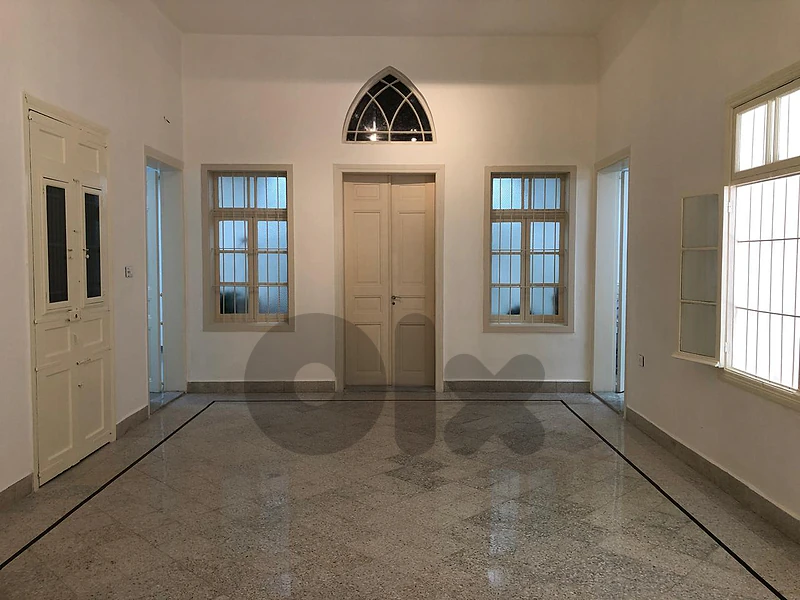RA26-5291 Apartment 185 m² for Rent – Ras Beirut RA26-5291 Apartment 185 m² for Rent – Ras Beirut