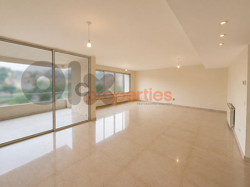 Apartment for sale in Hazmieh شقة للبيع في الحازمية CPMK232