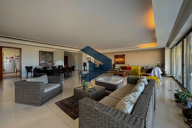Apartment For Sale In Yarzeh شقة للبيع في يرزه
