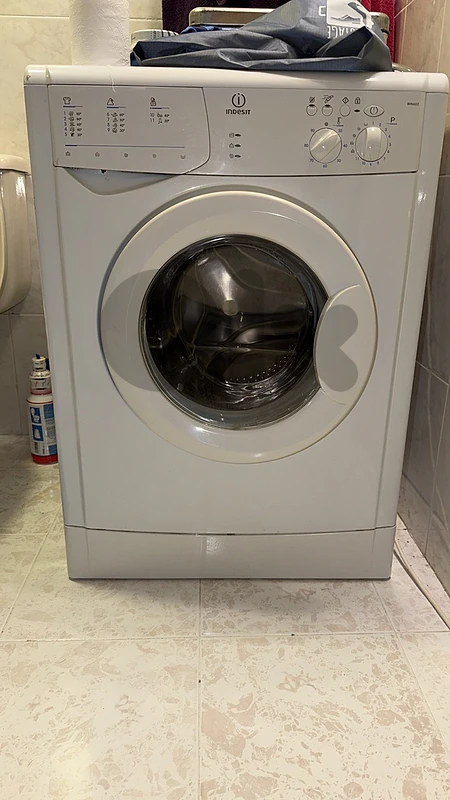 Indesit WIN602 Washing Machine