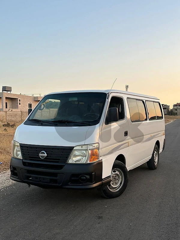 Nissan urvan	2010