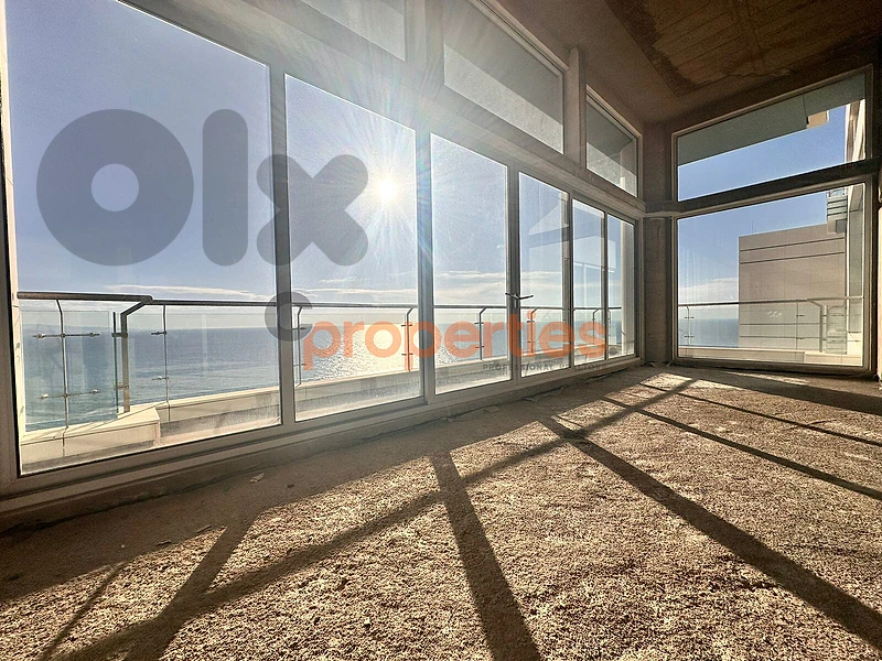 Sea View Apartment For Sale in Rawche شقة للبيع في الروشة CPBHS165