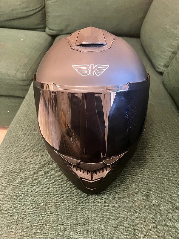 black helmet