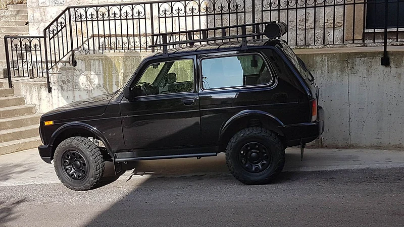 Lada Niva 2016 urban