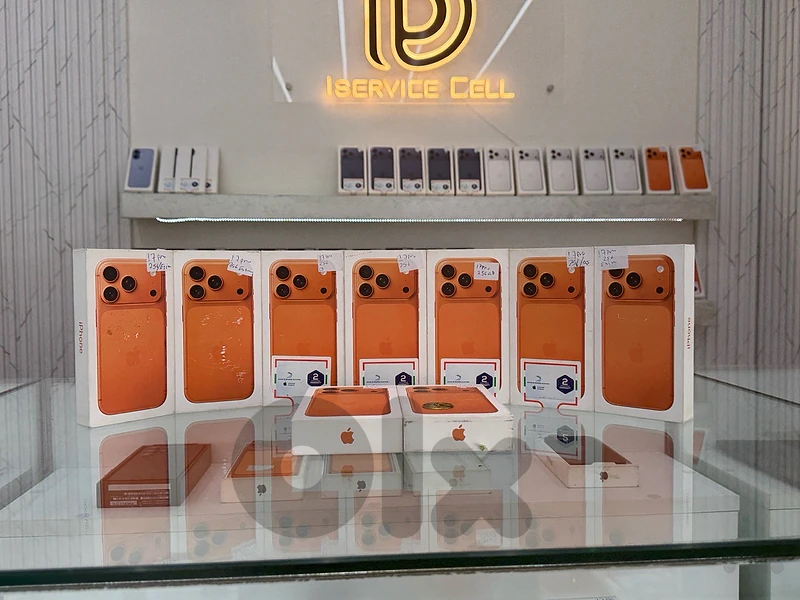 IPhone 17 Pro 256Gb Orange color Brand new sealed :