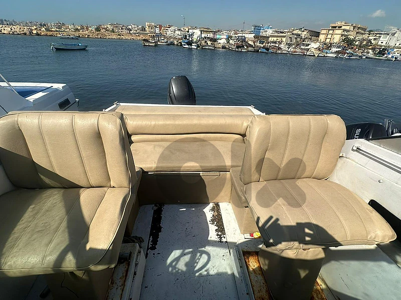 Boats with room moteurs suzuki 300 clean 
5000$