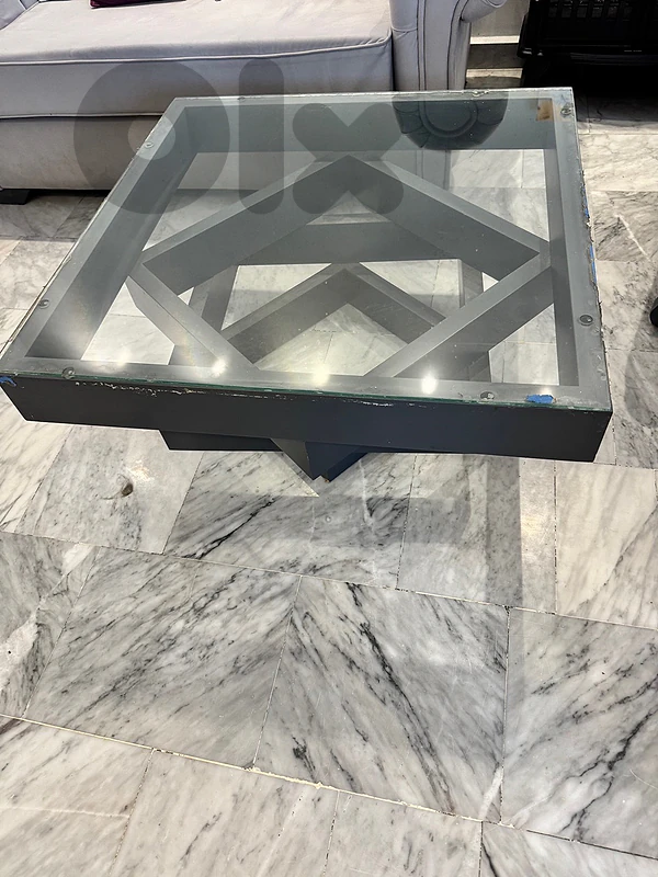 square table