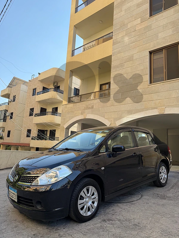 Nissan Tiida 2008