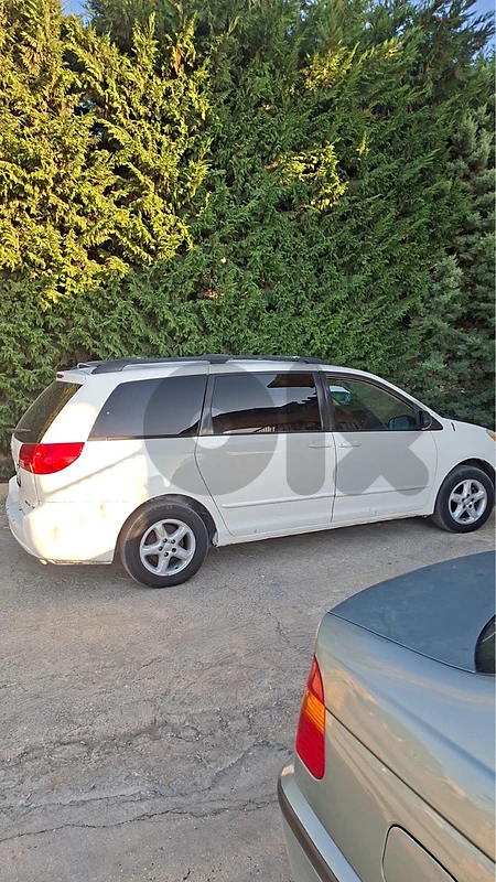 Toyota Sienna 2005