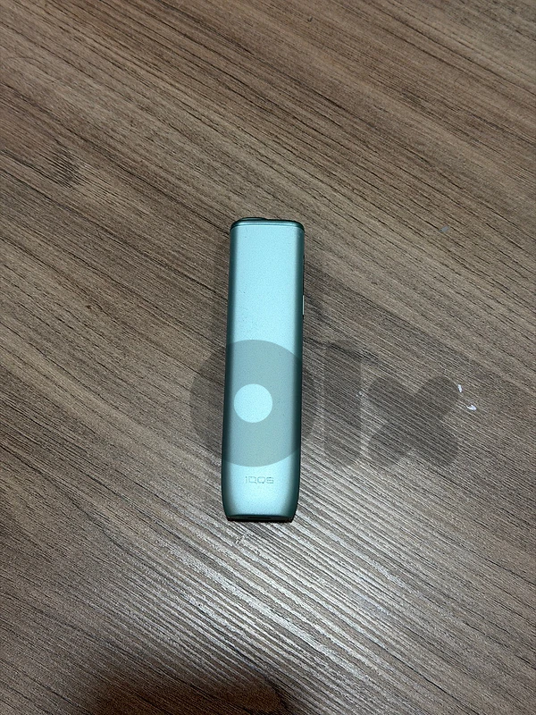 IQOS ILUMA i ONE like new IQOS ILUMA i ONE like new