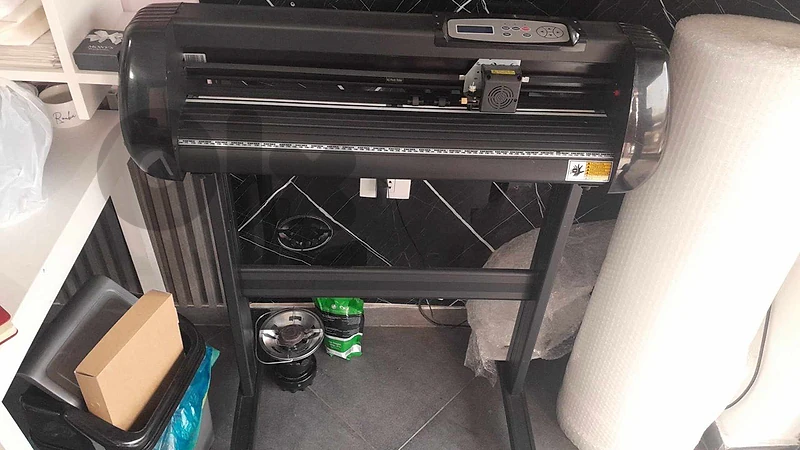 vinyl cutting