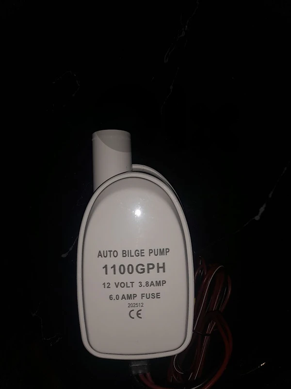 Marine 12v bilge pump