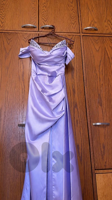 women purple dress