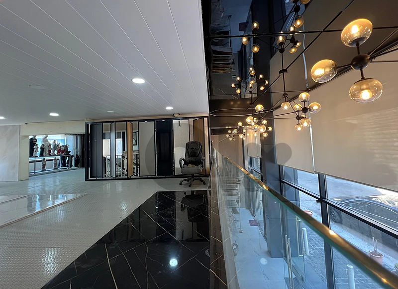 RWK322RM - Showroom for Rent in a Prime Location in Jounieh