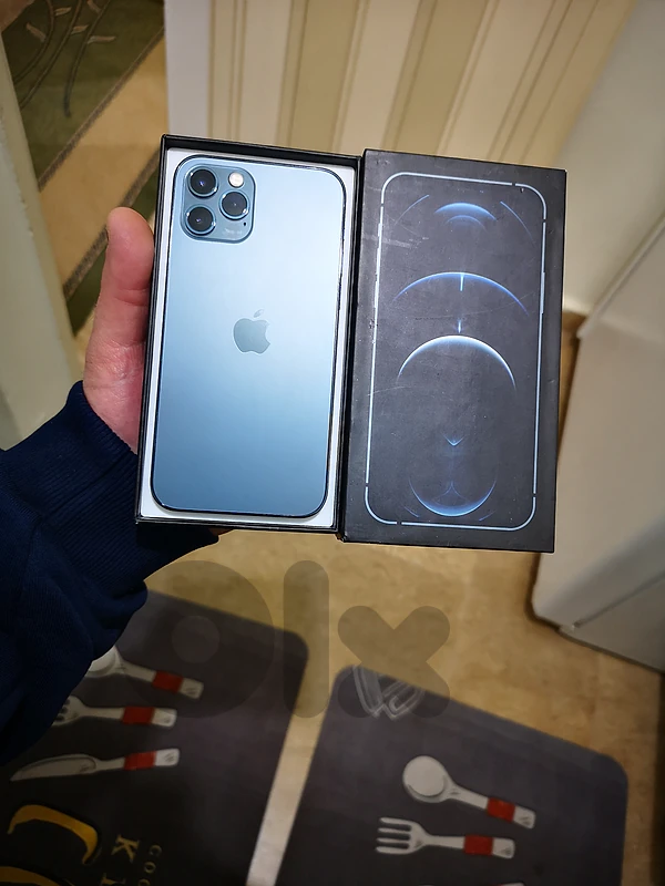 I Phone 12 Pro  ( 256 Gb Memory ) original chirkeh ba3do