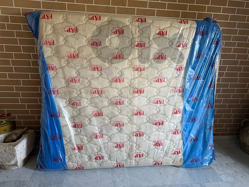 FAP Elite 165x195 mattresse very good condition for cheap price