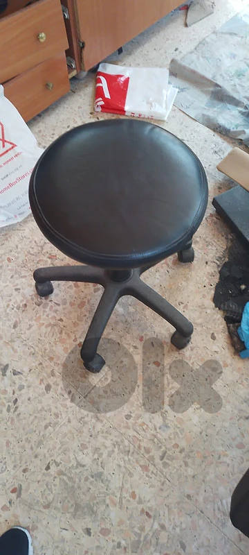 Tattoo Bed + Tattoo Stool + Artist Chair – Good Condition
